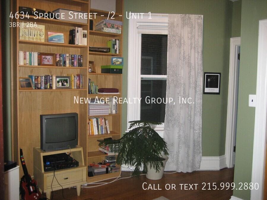 4634 Spruce St #1 - Photo 7 of 14