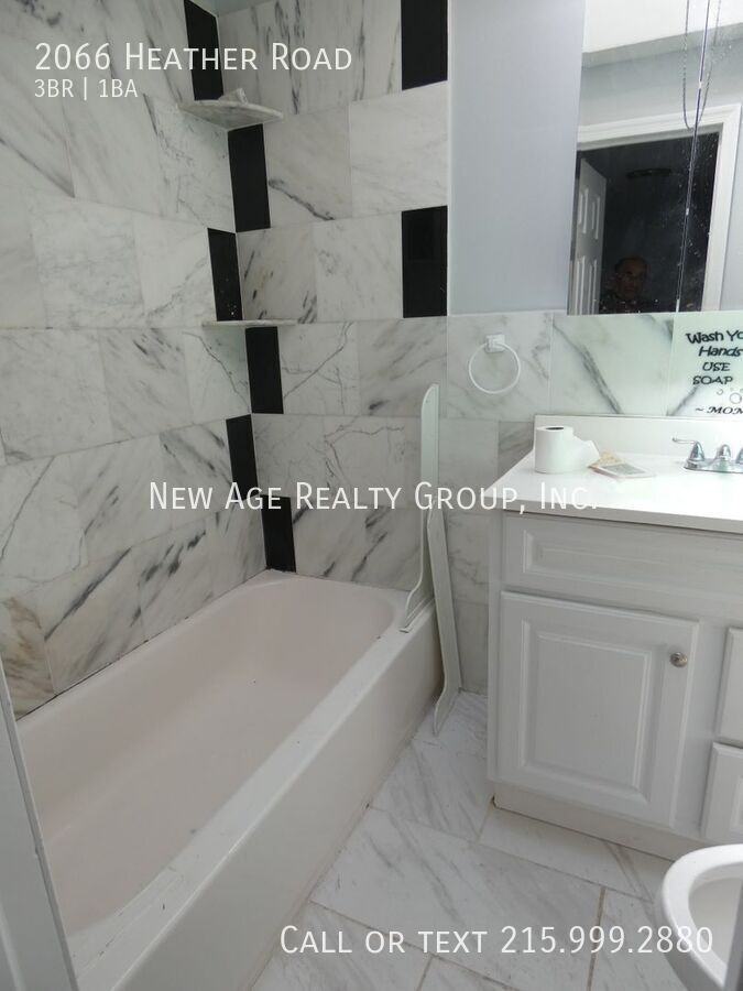 2066 Heather Rd - Photo 3 of 6