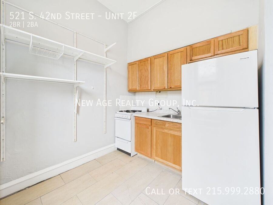 521 S 42nd St #2F - Photo 4 of 12
