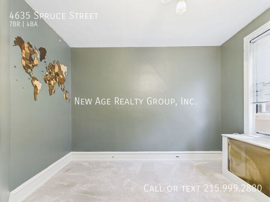 4635 Spruce St - Photo 6 of 14