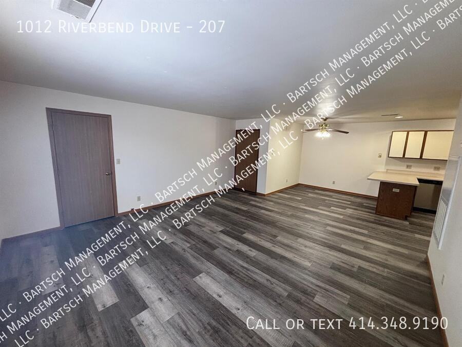 1012 Riverbend Dr #207 - Photo 4 of 15