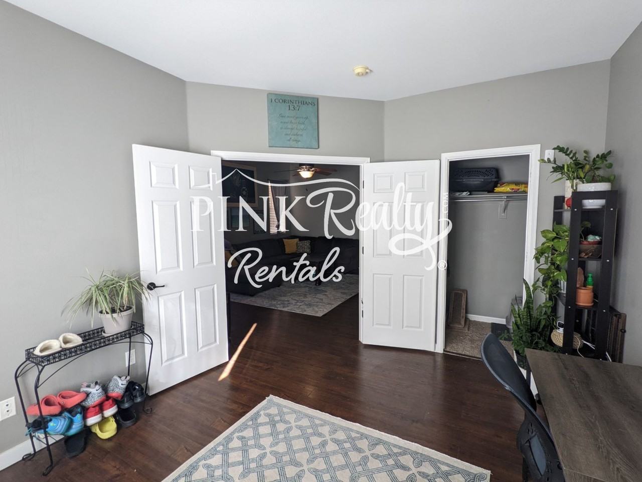 9496 Pony Gulch Way - Photo 7 of 19