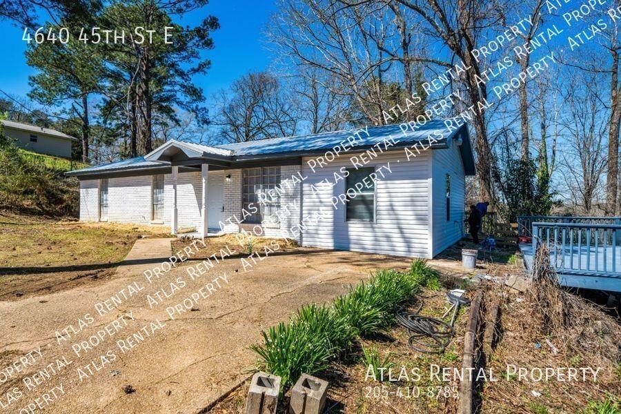 4640 45th St E - Photo 3 of 26