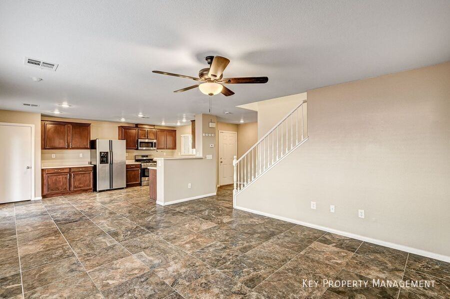 312 Snow Dome Ave - Photo 2 of 14