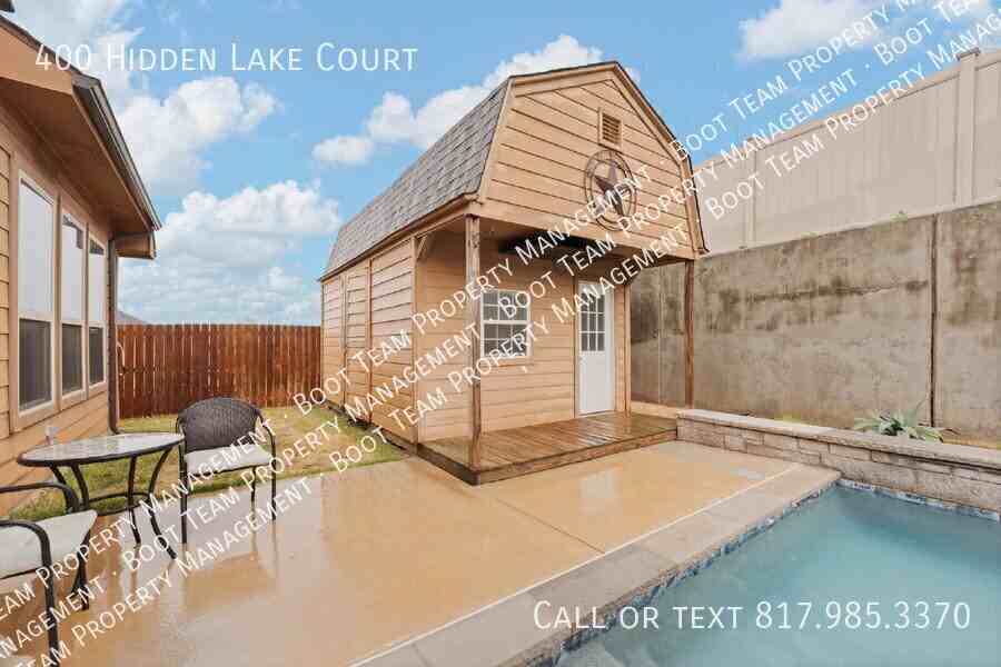 400 Hidden Lake Ct - Photo 7 of 40