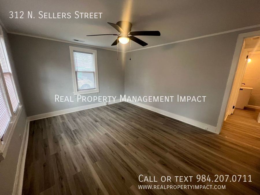 312 N Sellers St - Photo 6 of 22