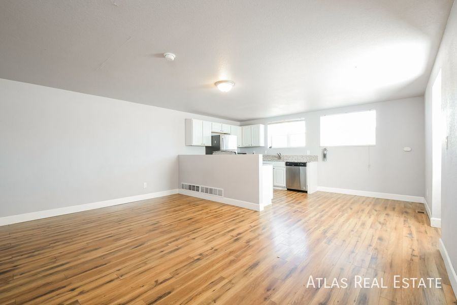 103 W Union Ave - Photo 5 of 18