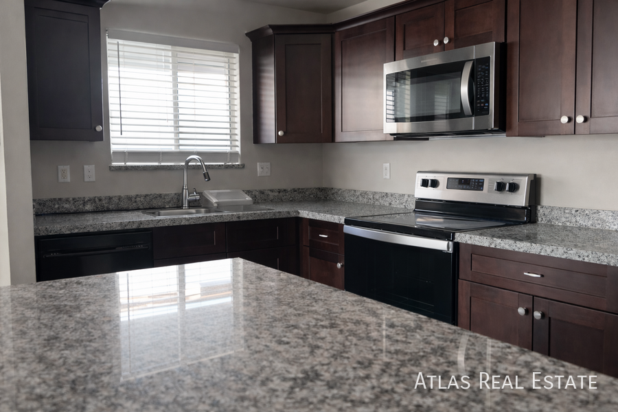 528 W La Jolla Dr - Photo 3 of 11