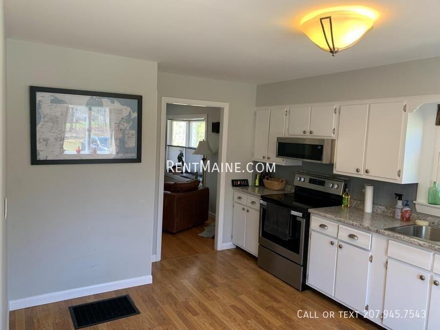 1844 Essex St - Photo 4 of 28