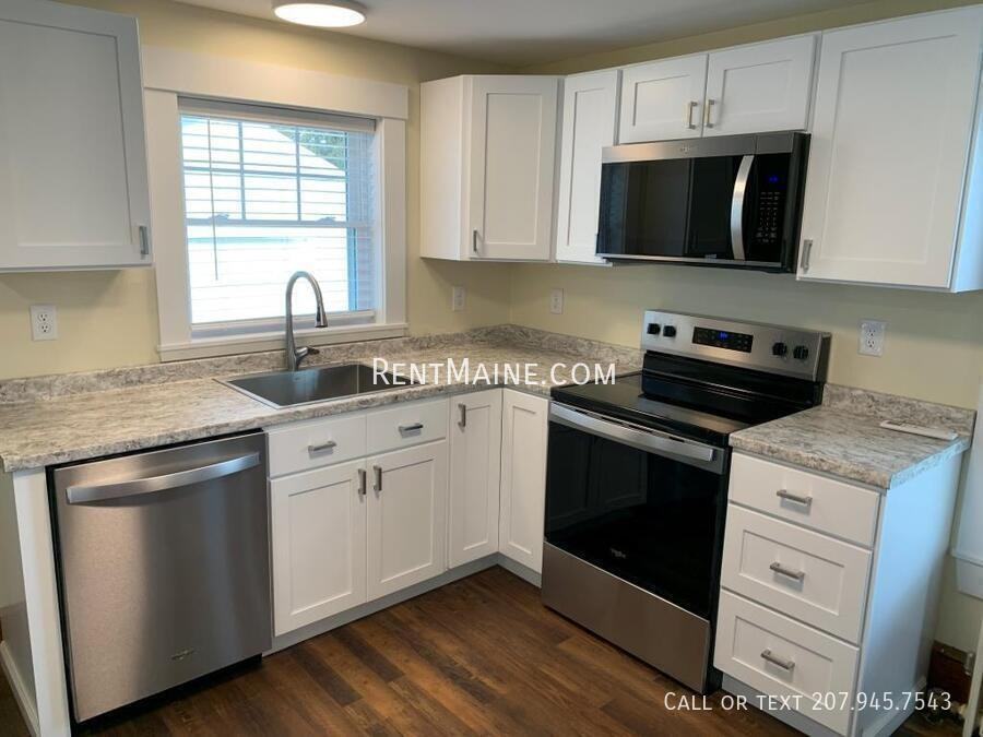 54 Western Ave - Photo 4 of 34