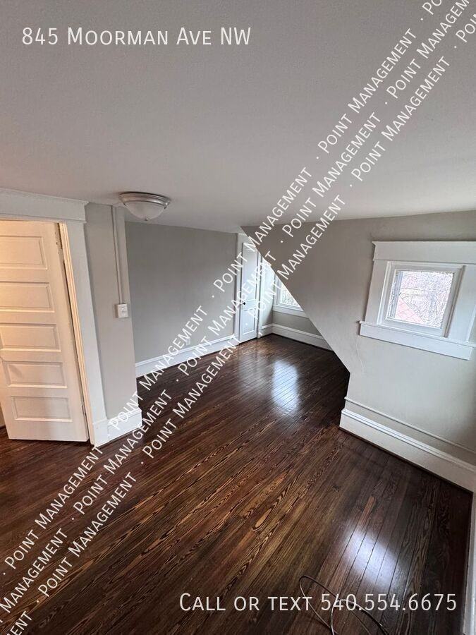 845 Moorman Ave Nw - Photo 6 of 14