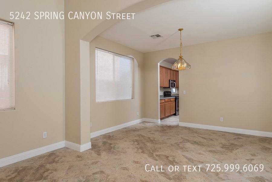 5242 Spring Canyon St - Photo 5 of 23