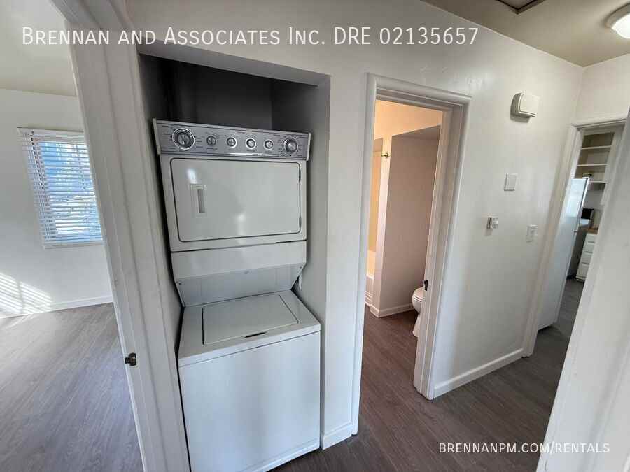 253 Church Ave - Photo 6 of 25