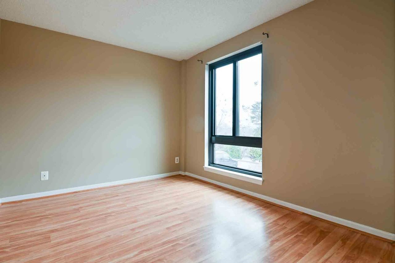 807 N Howard St #112 - Photo 4 of 13