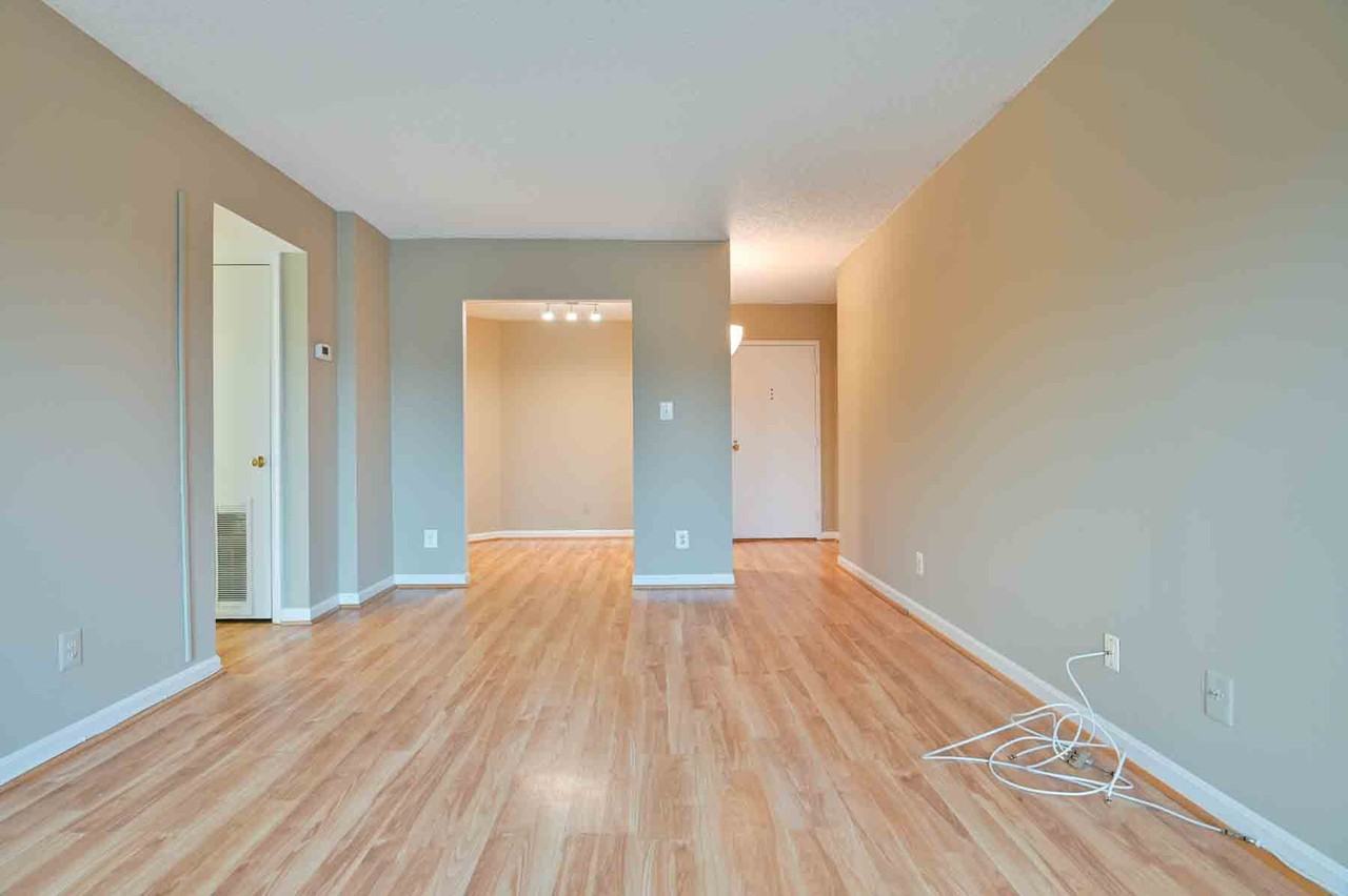 807 N Howard St #112 - Photo 7 of 13