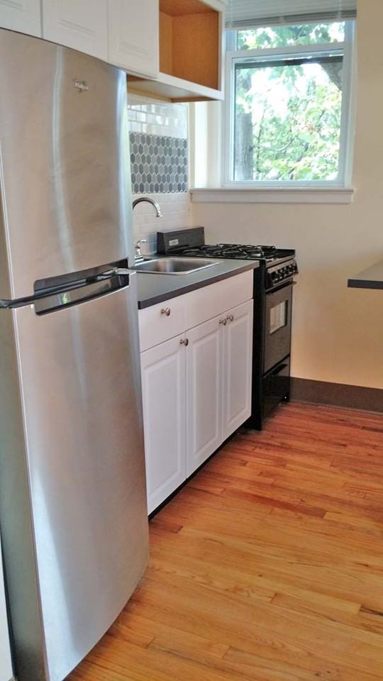 821 N Carolina Ave Se #301 - Photo 2 of 7