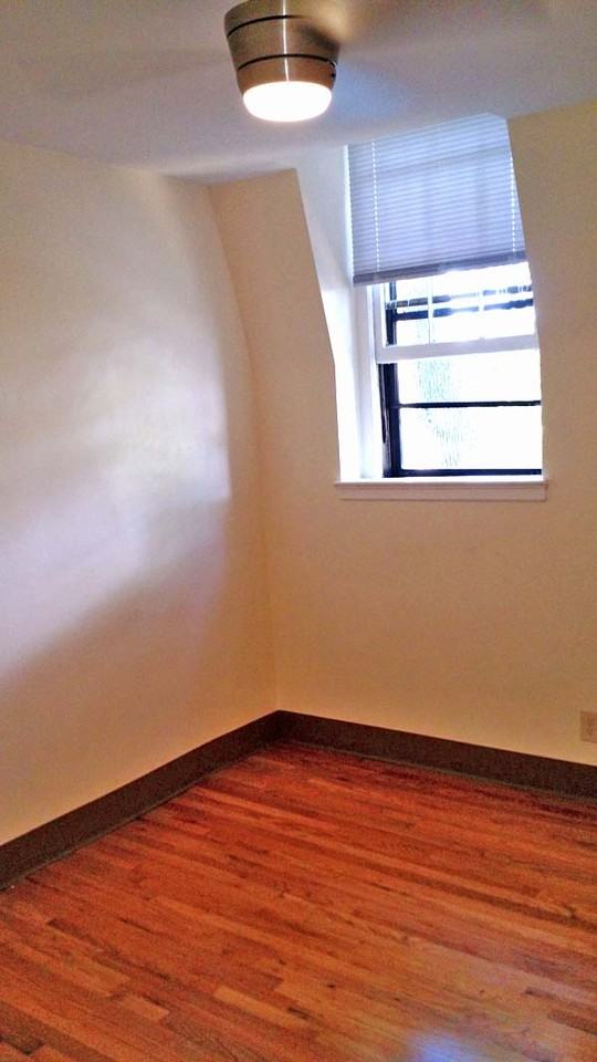 821 N Carolina Ave Se #301 - Photo 3 of 7