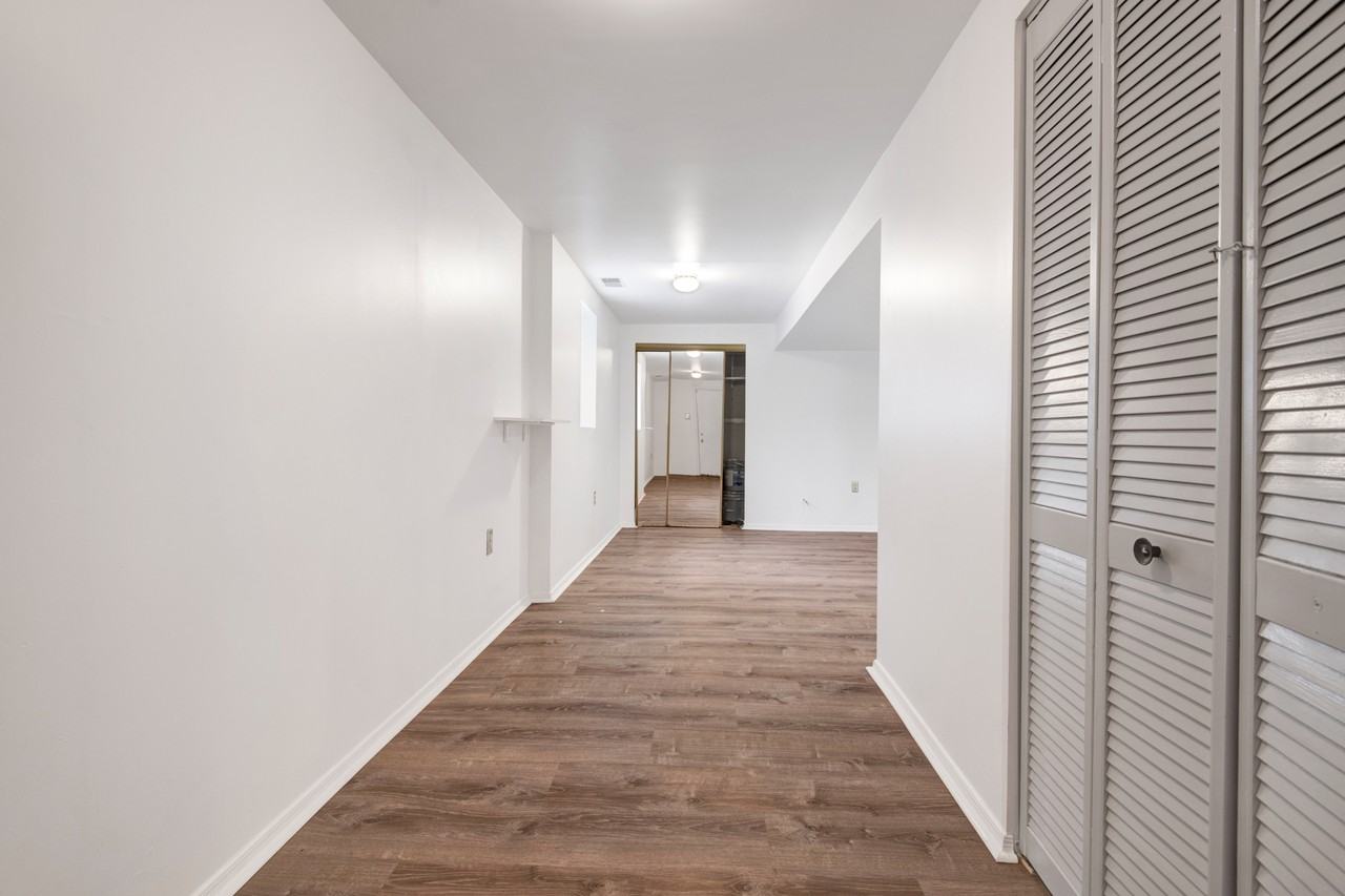 2705 24th St Ne - Photo 7 of 24