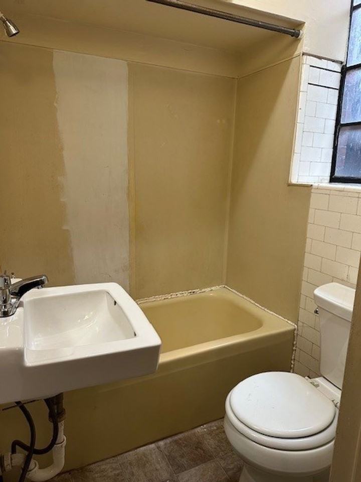 213 N 2nd St #A6 - Photo 6 of 6