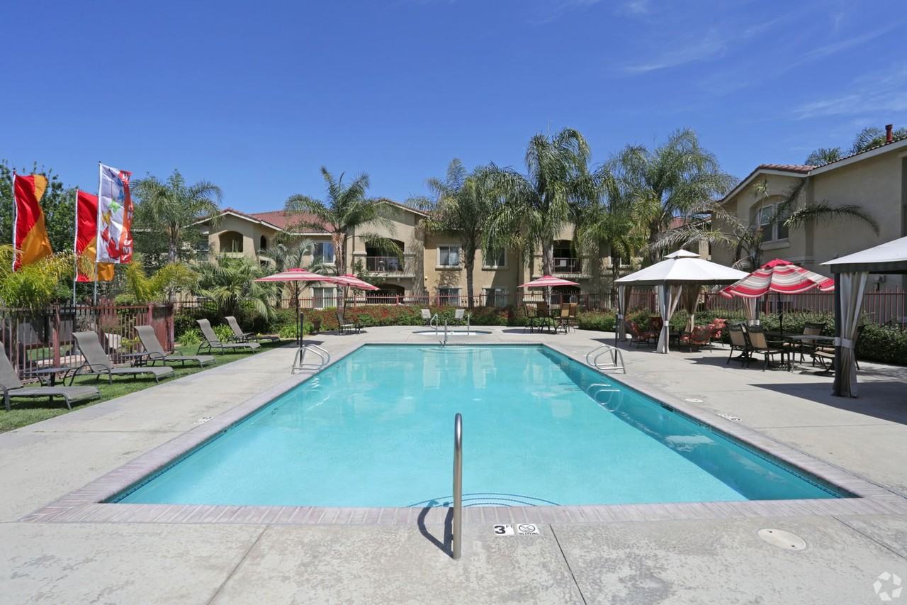 Granville Luxury Apartments - Photo 7 of 45