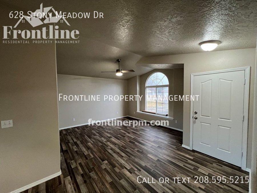 628 Stony Meadow Dr - Photo 3 of 17