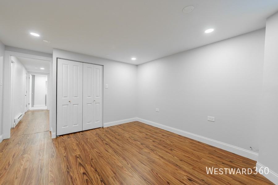 666 E 50th Pl #G - Photo 4 of 13