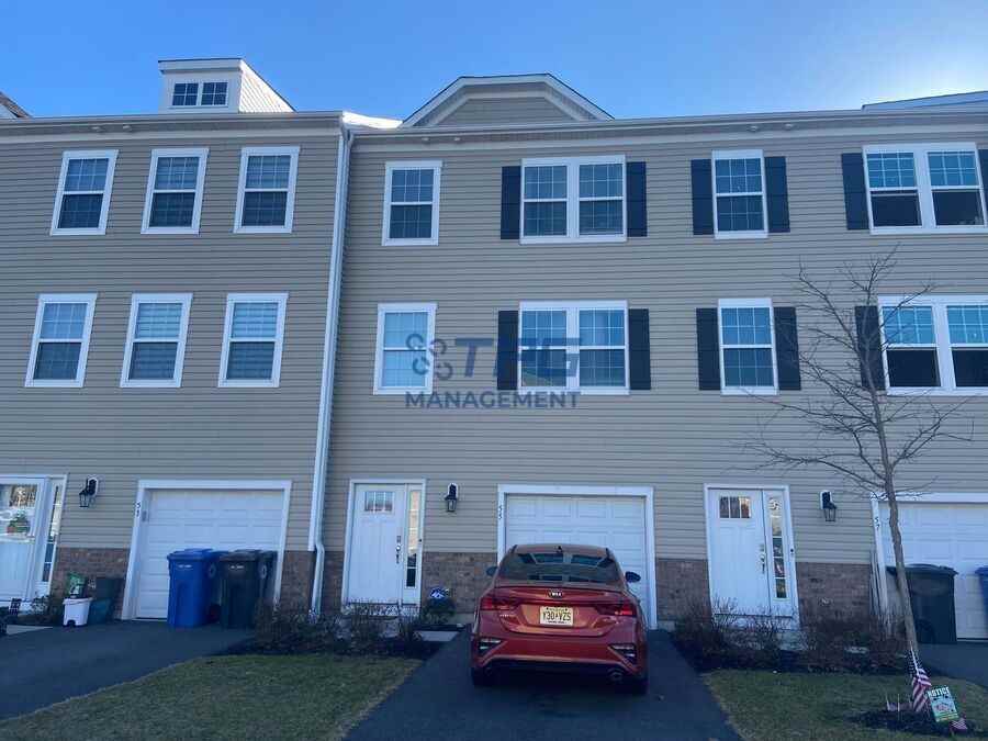 55 Melanie Way - Photo 2 of 18