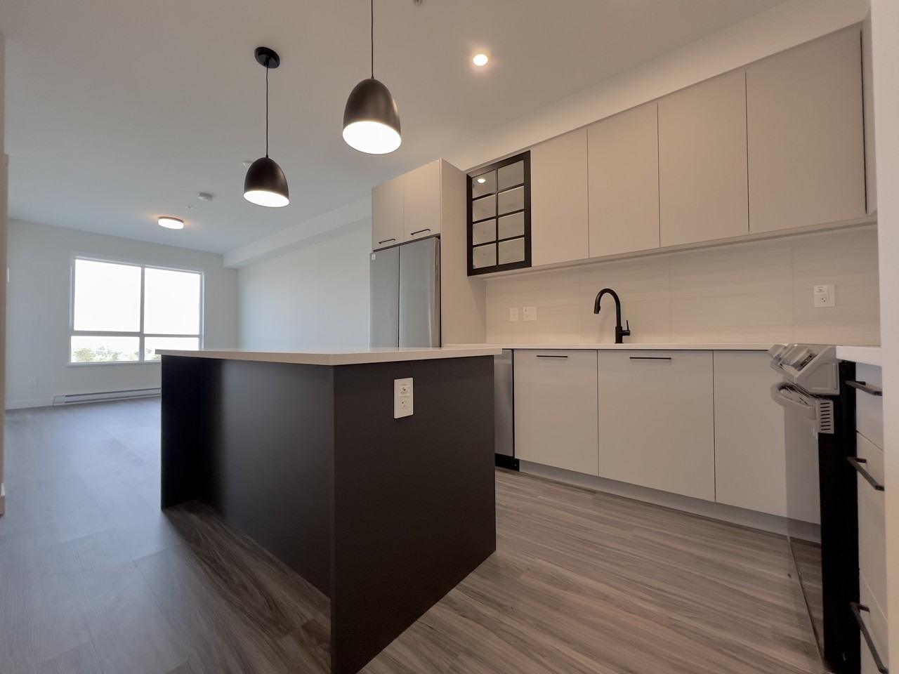 8117 200A Street #510 - Photo 4 of 23