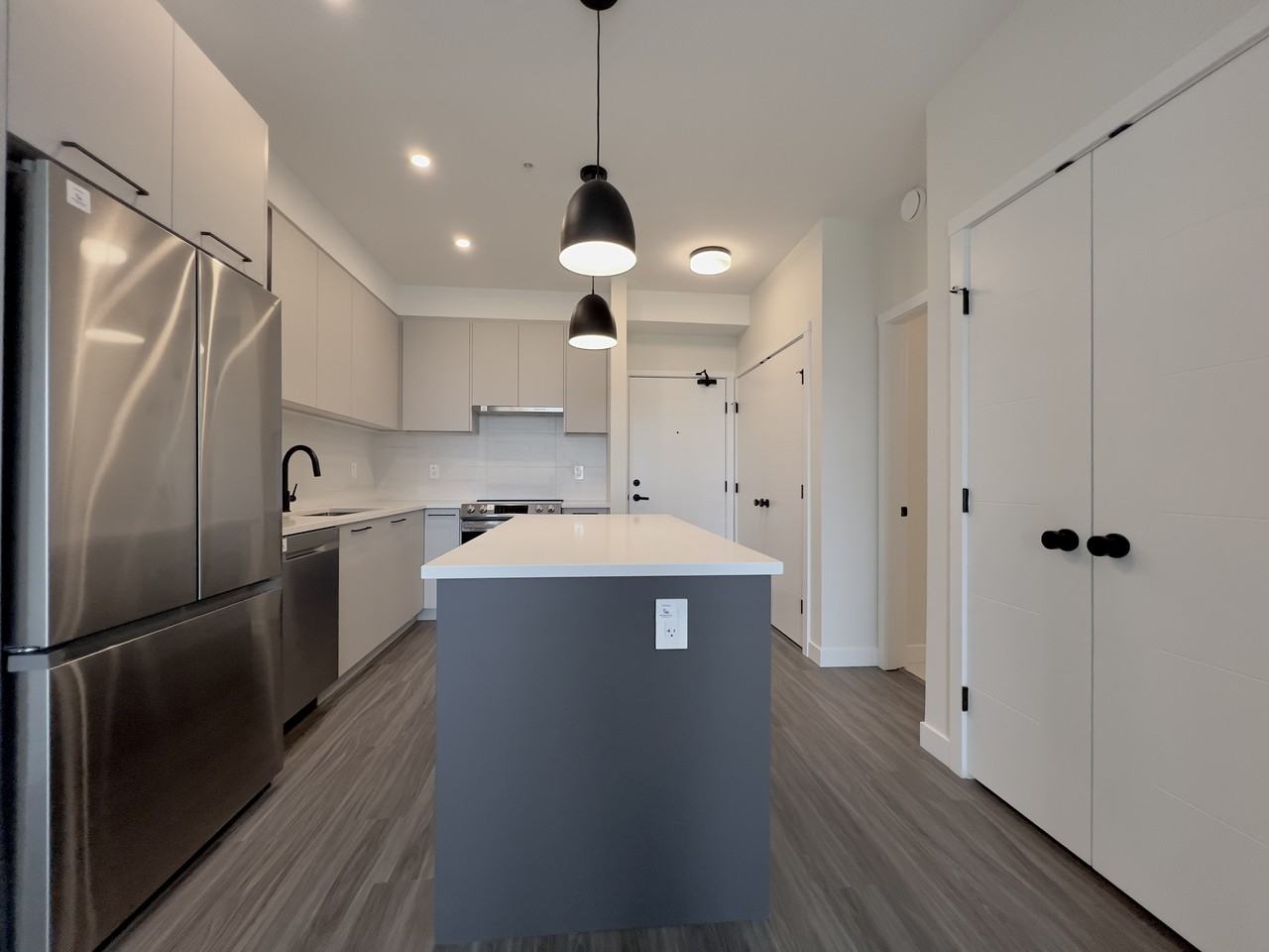 8117 200A Street #510 - Photo 3 of 23