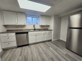 featured image of 1924 E 5th St