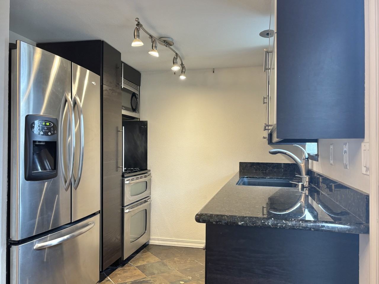 2111 N Houk Rd #5UNIT5 - Photo 6 of 14