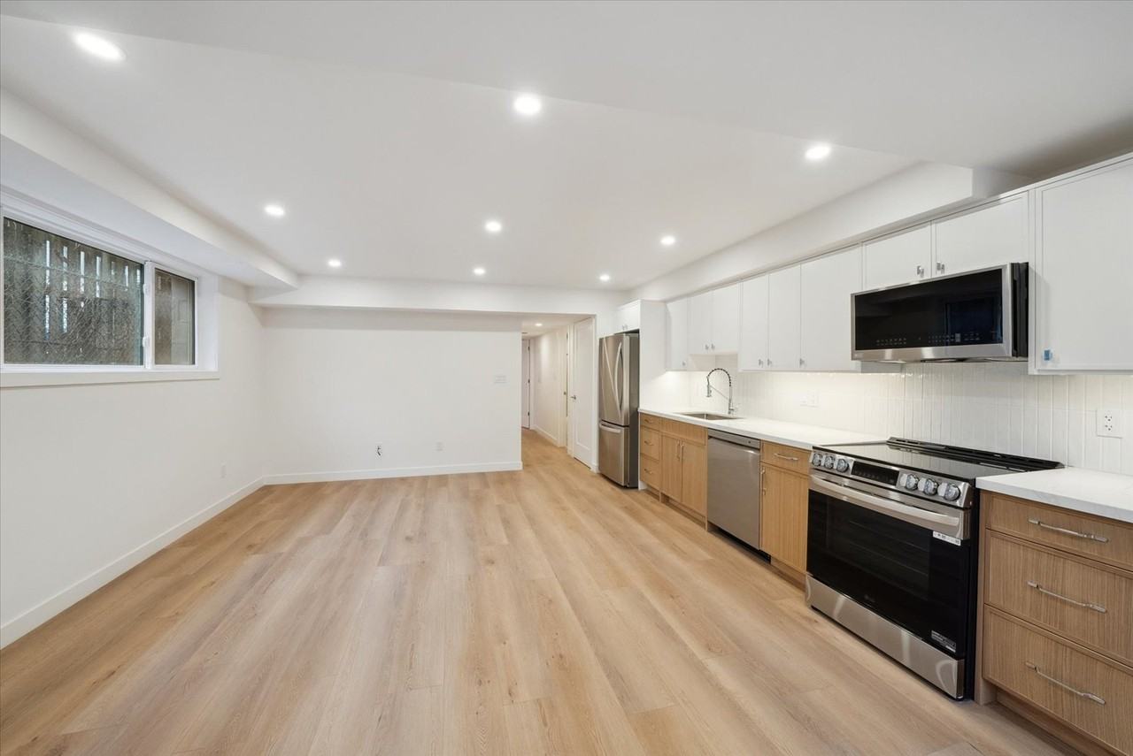 125 Kendal Avenue #6 - Photo 3 of 11