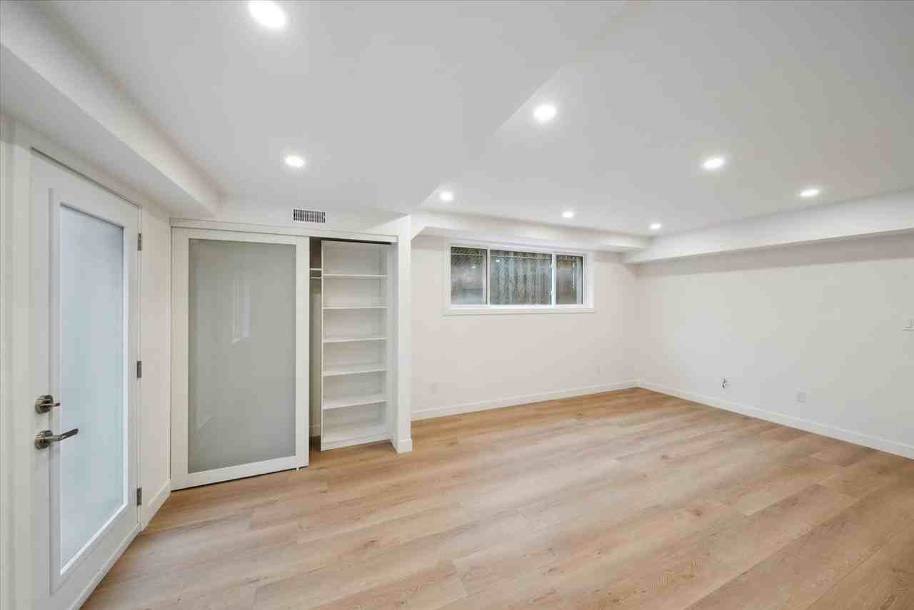 125 Kendal Avenue #6 - Photo 2 of 11