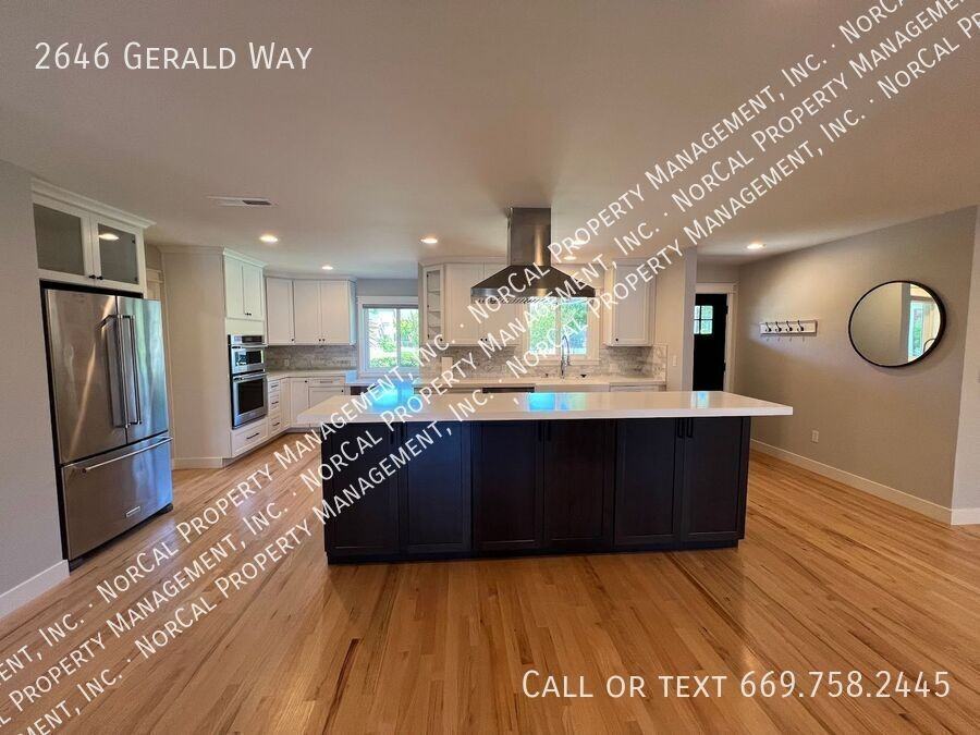 2646 Gerald Way - Photo 6 of 32