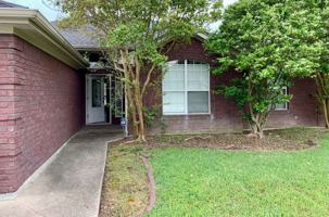 featured image of 8811 Laurel Rdg