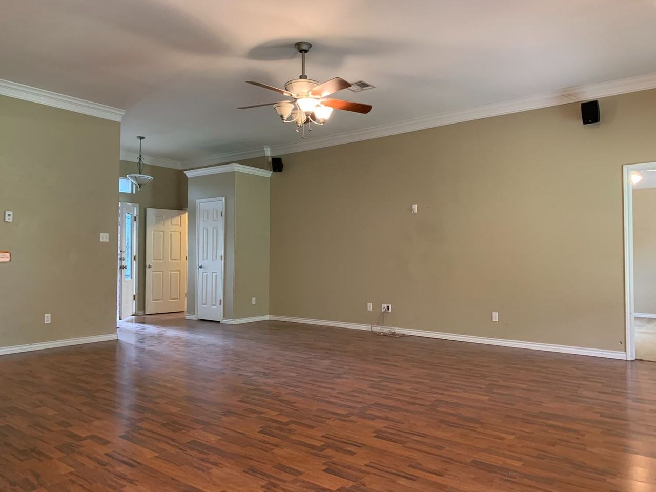 8811 Laurel Rdg - Photo 6 of 11