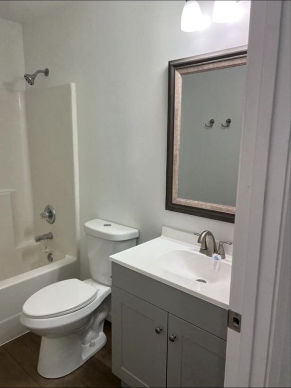 823 Navajo Trl - Photo 7 of 20