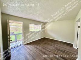 featured image of 207 Valley View Ave #5