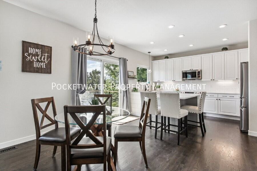 3435 Castle Peak Ave - Photo 5 of 41