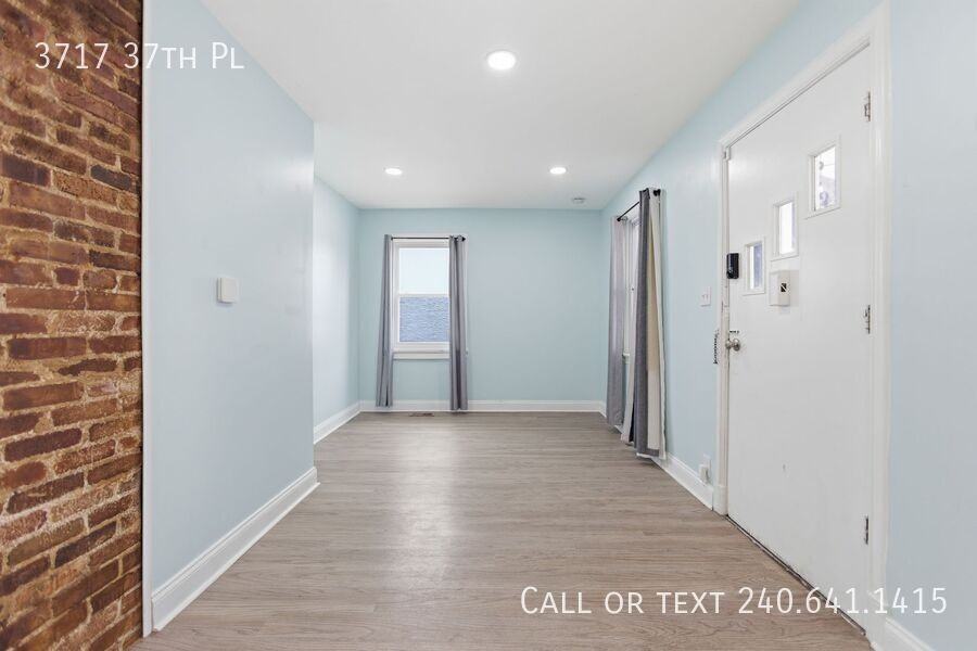 3717 37th Pl - Photo 2 of 16