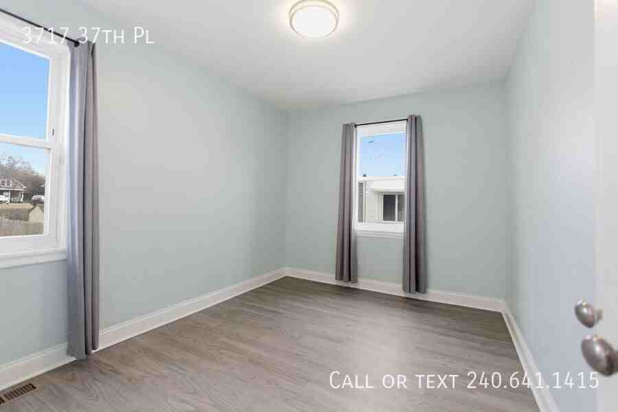 3717 37th Pl - Photo 7 of 16