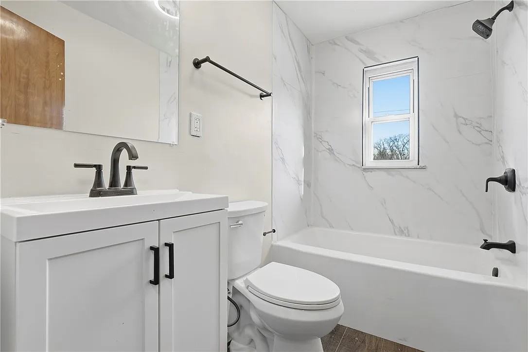 1865 Montour St #1 - Photo 5 of 25