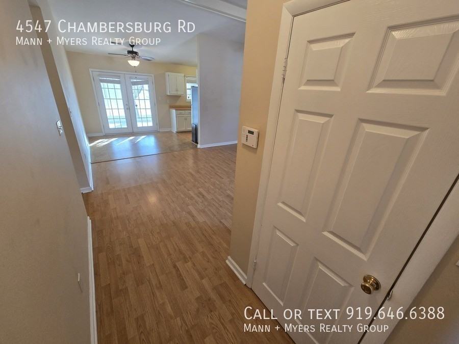 4547 Chambersburg Rd - Photo 4 of 37