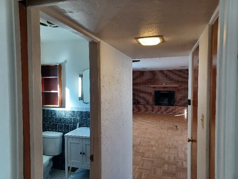 3009 Delano Pl Ne - Photo 4 of 11