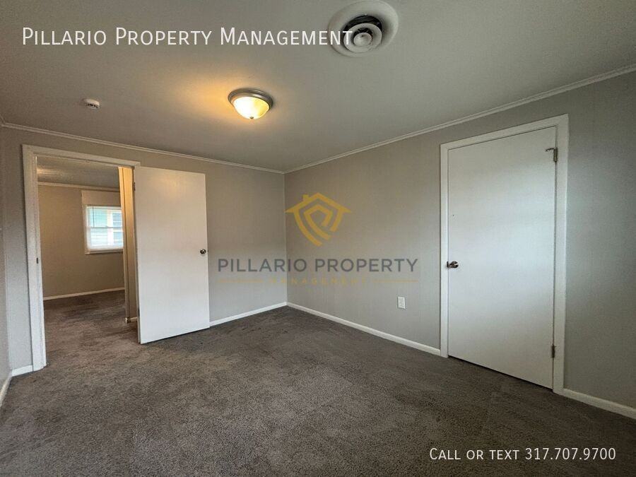 2422 Coyner Ave - Photo 7 of 9