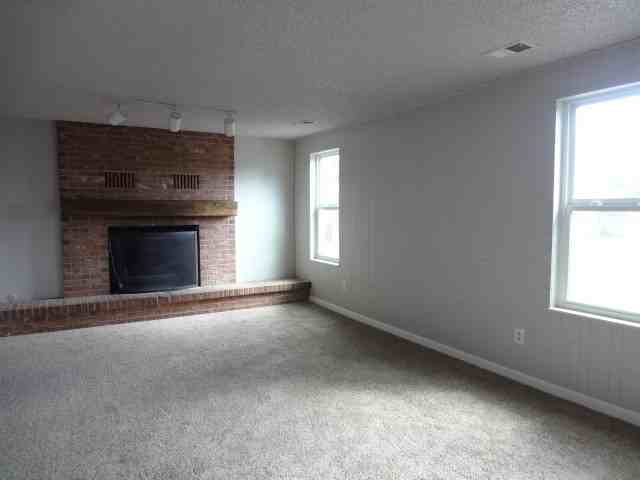 607 Homestead Ct - Photo 6 of 19