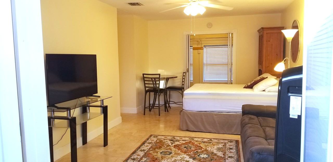 441 Near Kimberly Blvd. And - Photo 2 of 15