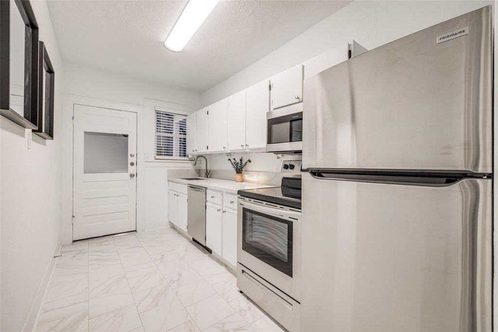 605 Bomar St #3 - Photo 7 of 10