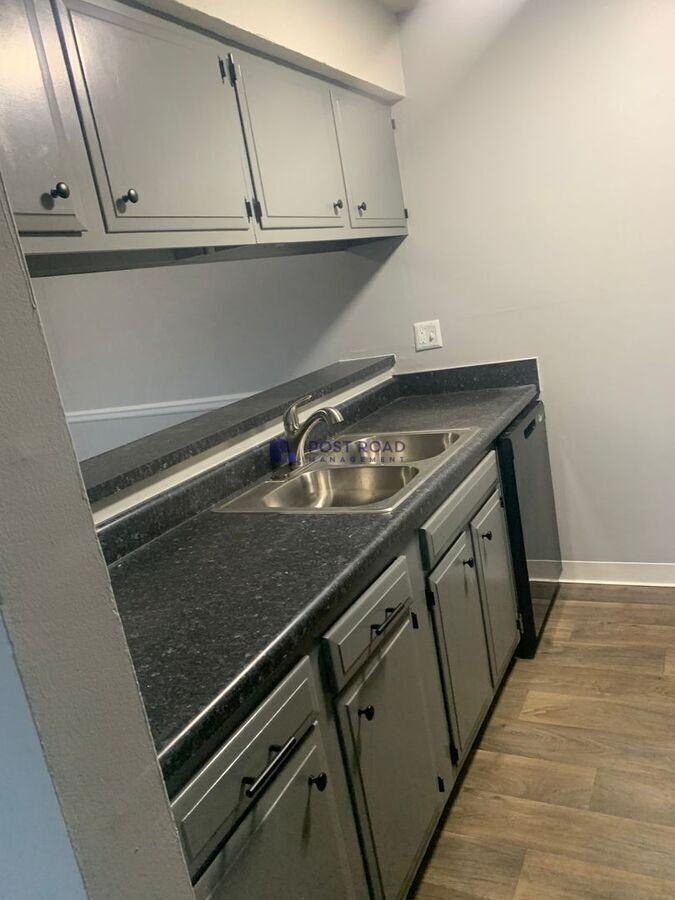 515 W 27th St S #102 - Photo 6 of 42