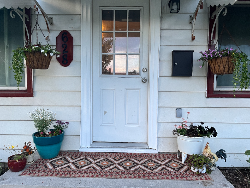 628 4th Ave N - Photo 4 of 15